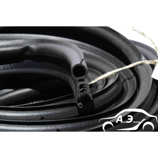 Ущільнювач кришки багажника ВАЗ-2111    2111-6307024